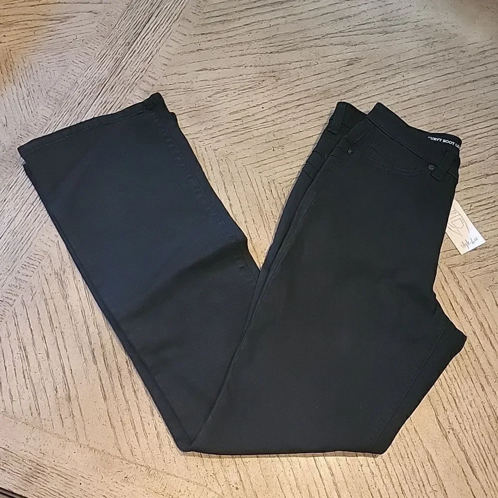 Black curvy boot cut jeans size 6 NWT Style & Co Power Sculpt